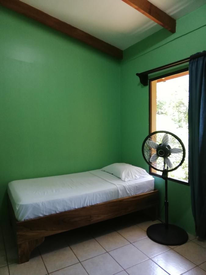 Hospedaje El Bosquecito Uvita Bagian luar foto