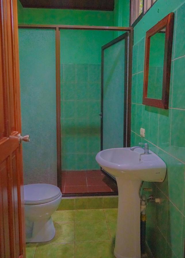 Hospedaje El Bosquecito Uvita Bagian luar foto