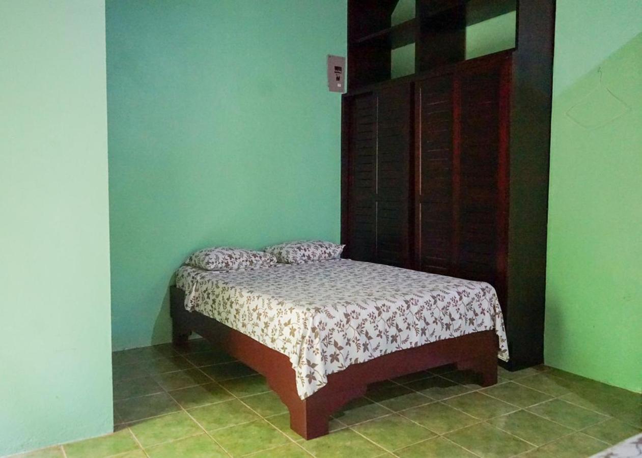 Hospedaje El Bosquecito Uvita Bagian luar foto