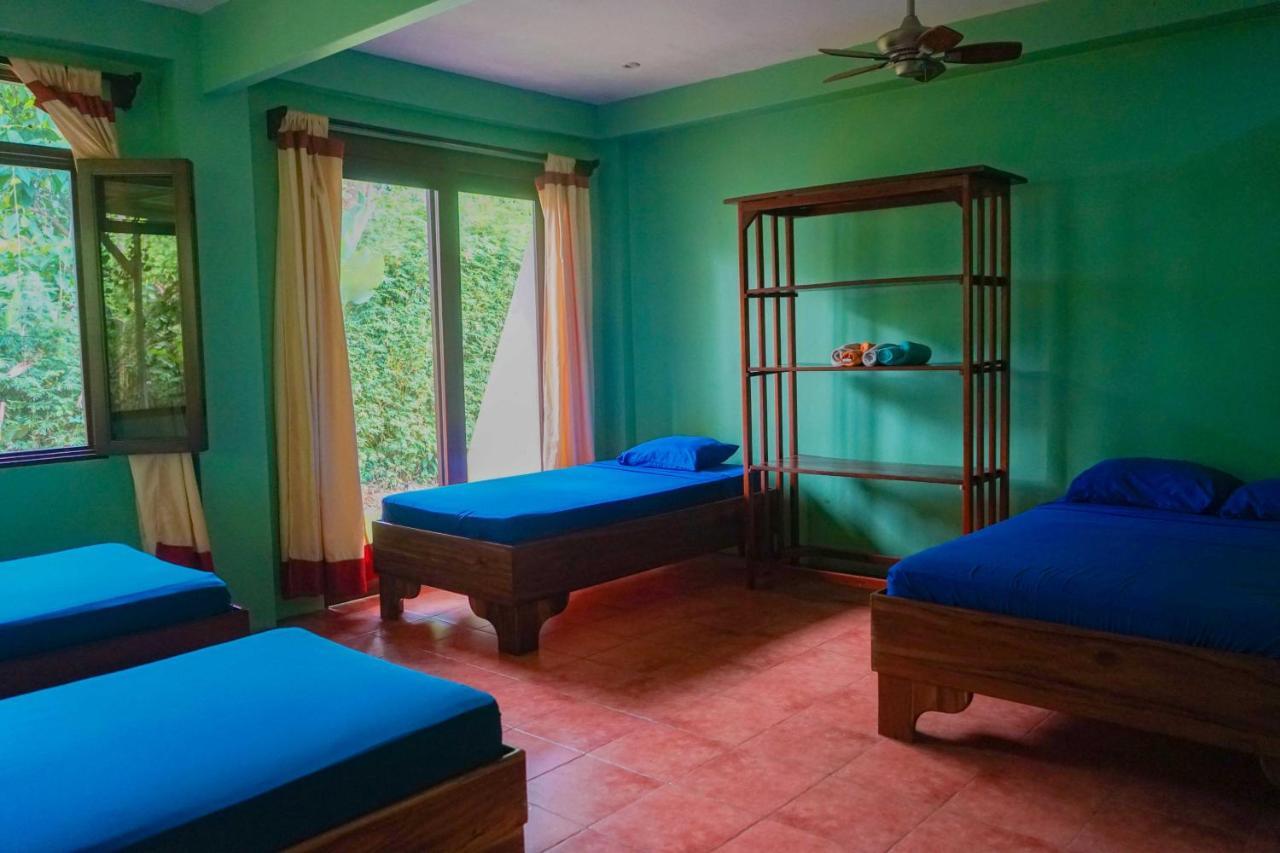 Hospedaje El Bosquecito Uvita Bagian luar foto